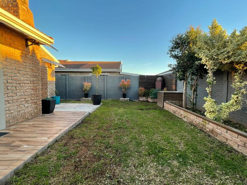 2 Bedroom Property for Sale in Bridgemeade Eastern Cape